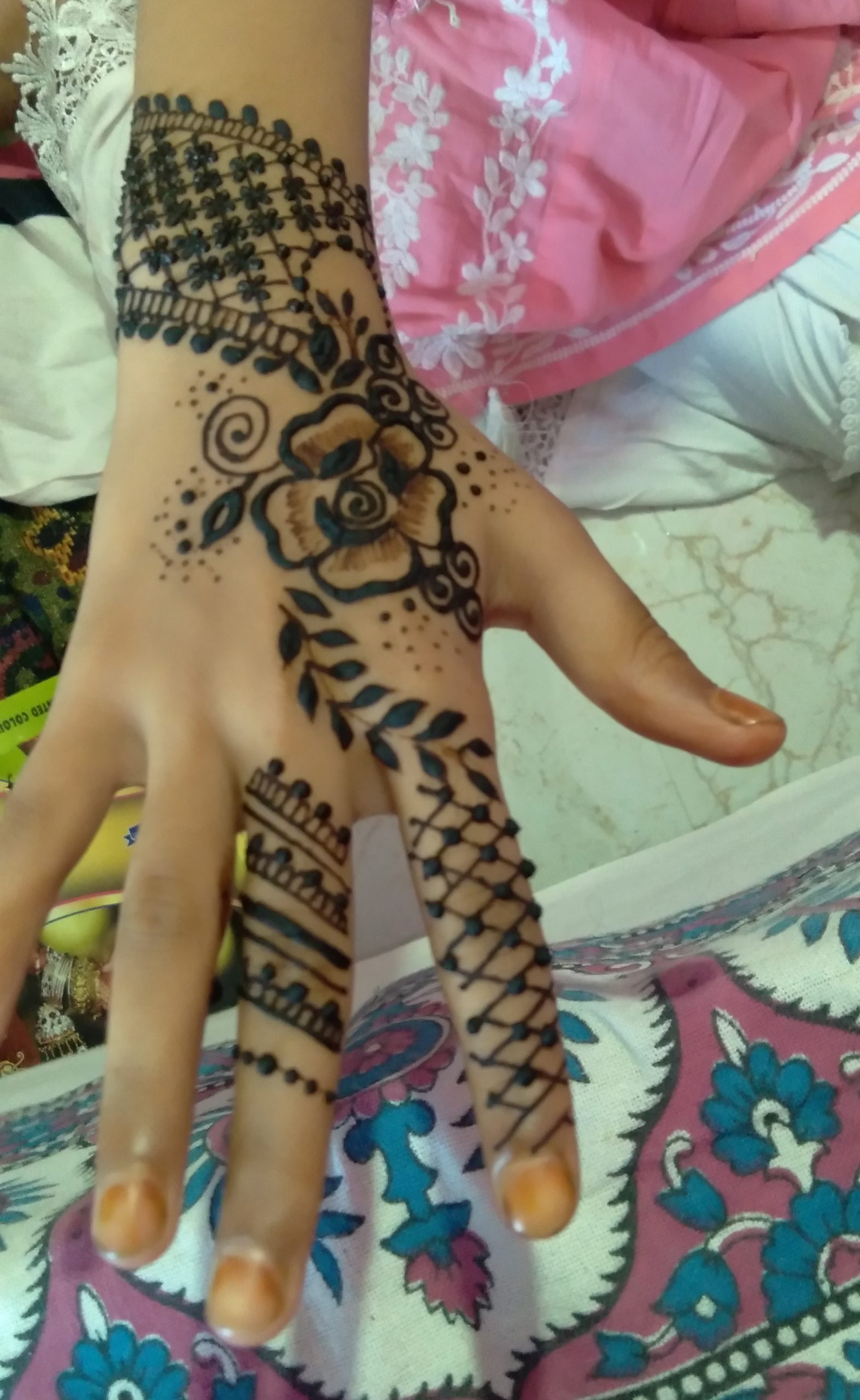 weddings are incomplete witout mehndi