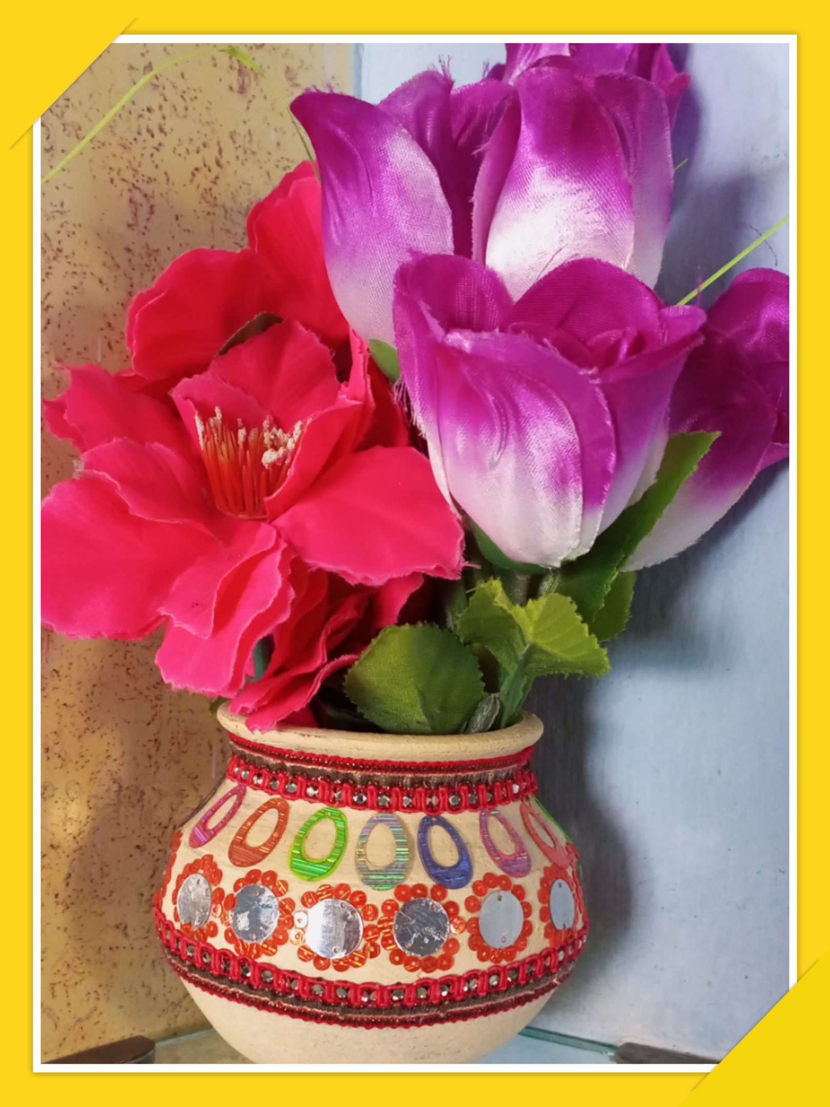 Handmade Decorative matki vase