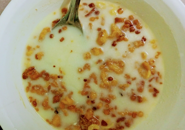 masala lassi with khari Bundi