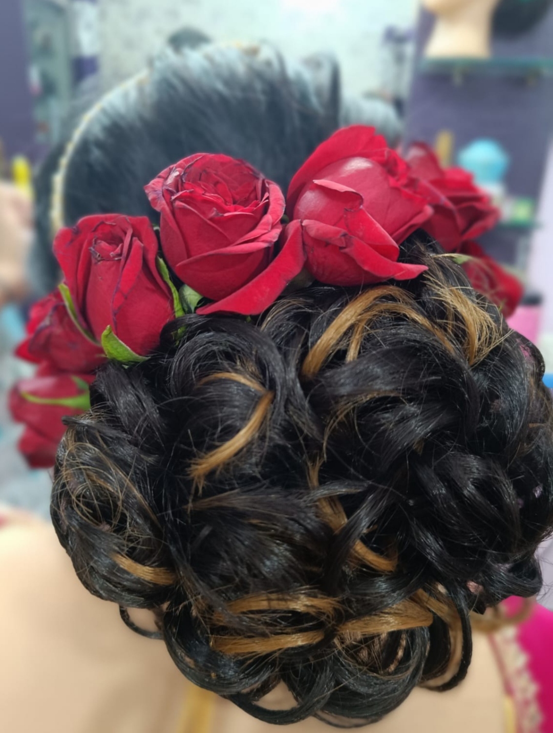 2 Hairstyles and 1 Eye Makeup!