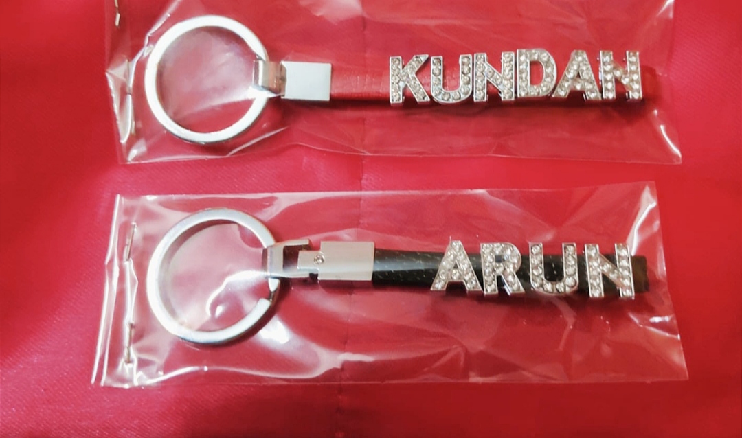 HANDMADE NAMES KEYCHAINS IN RED &amp; BLACK STRIPS!