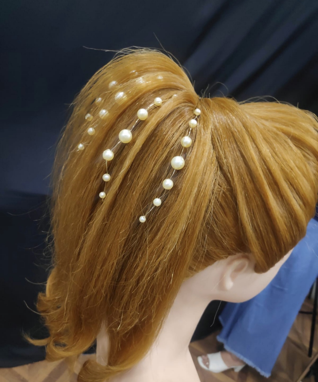 Beautiful Looking Hairstyles On A Dummy!