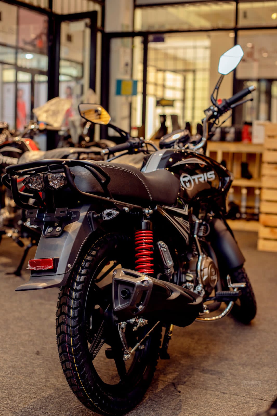 TRIS Motorcycle