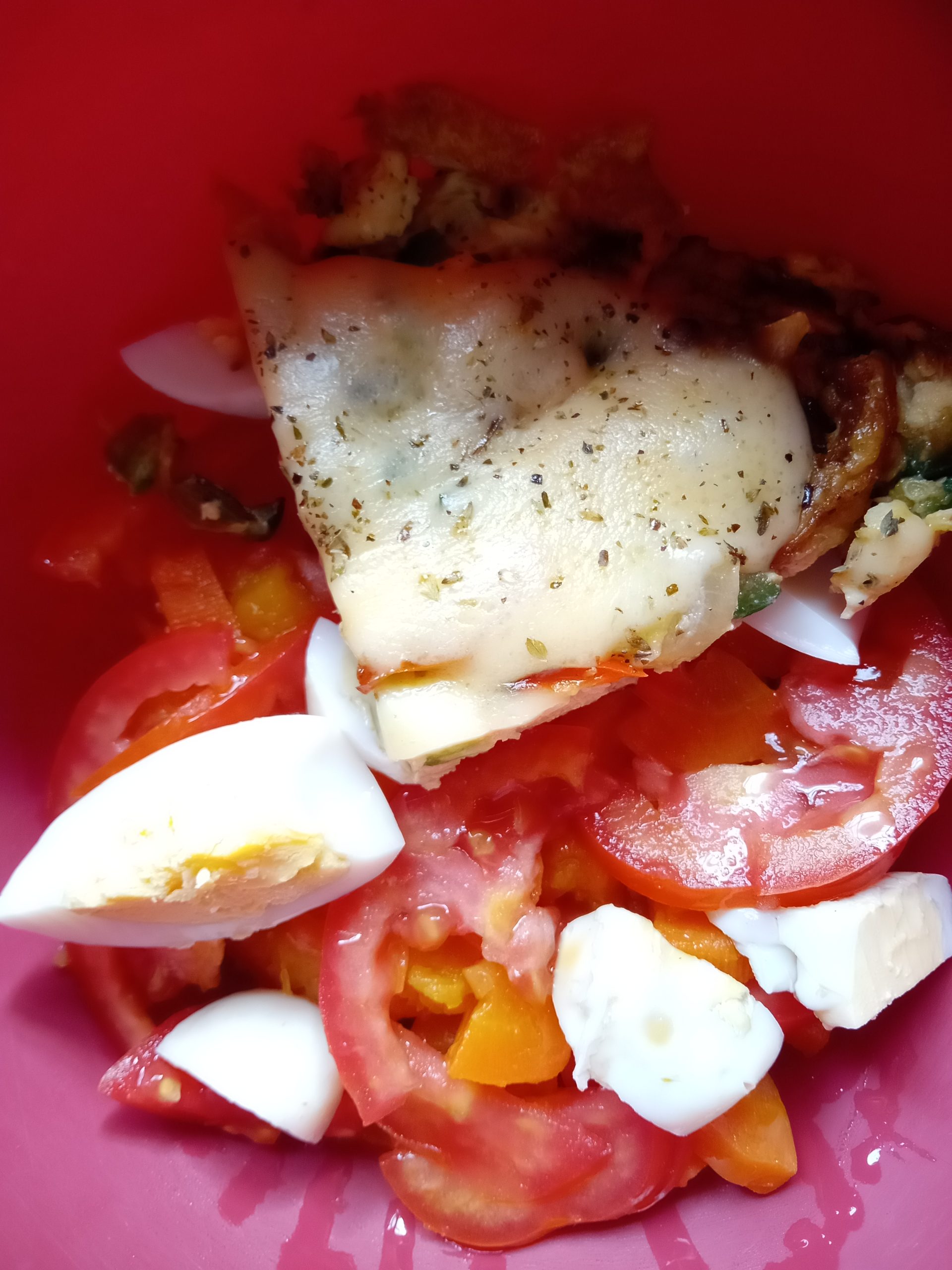 Soufflé de zapallo gratinada con ensalada tibia