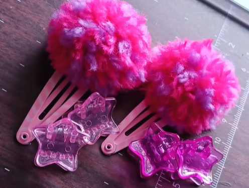 Simple DIY Pom Poms for Hair Clips