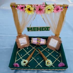 Handmade mehndi platter 💗