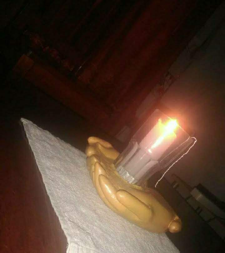 Candle holder