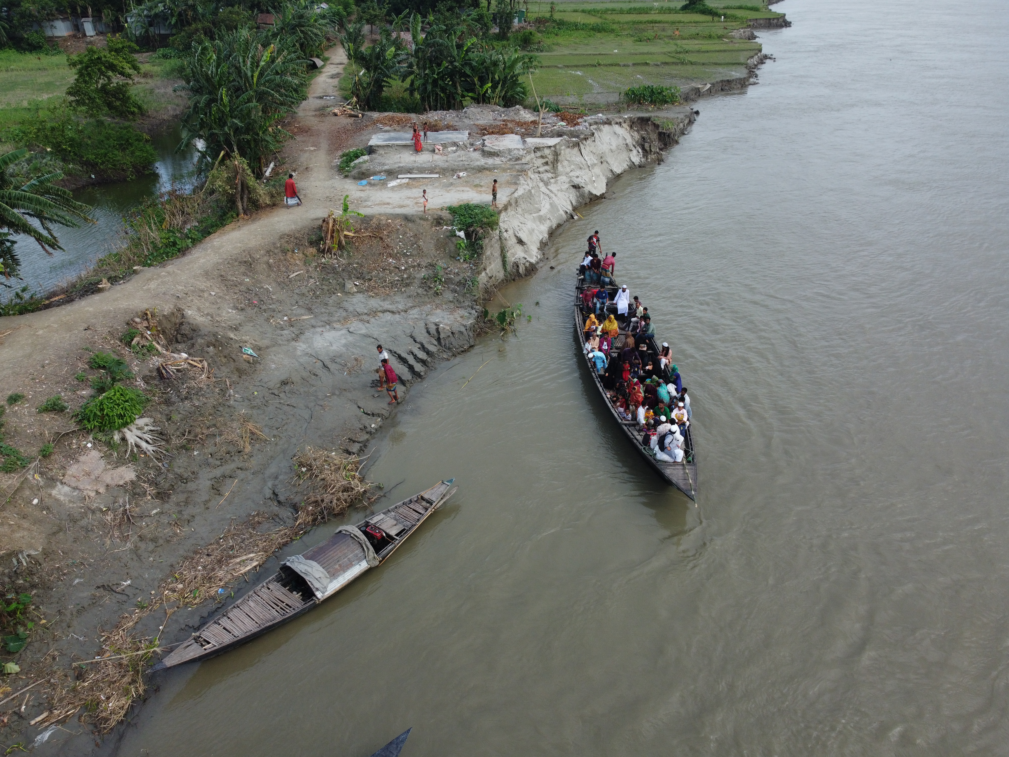 Refugees of the Currents