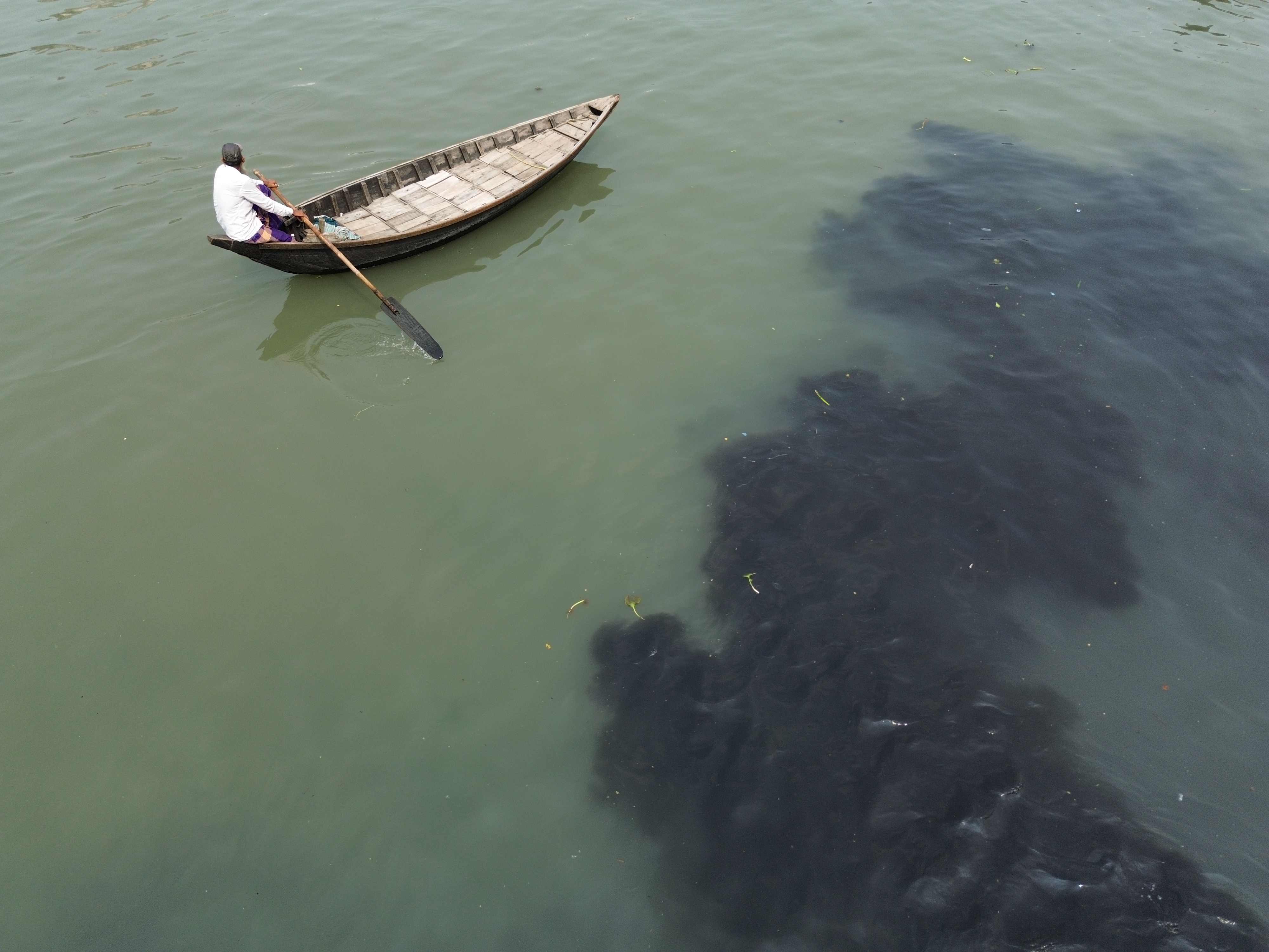 Toxic Currents